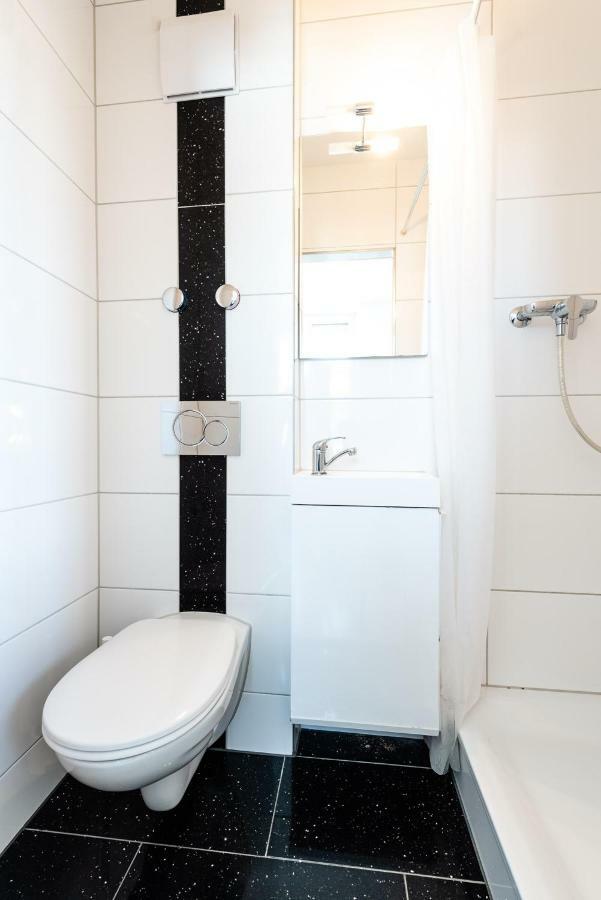 Iq130 Guesthouse Цюрих Екстер'єр фото