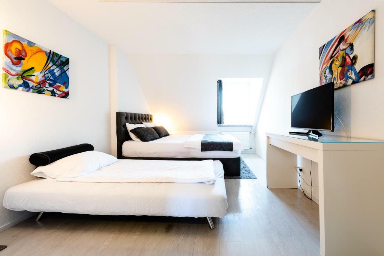 Iq130 Guesthouse Цюрих Екстер'єр фото
